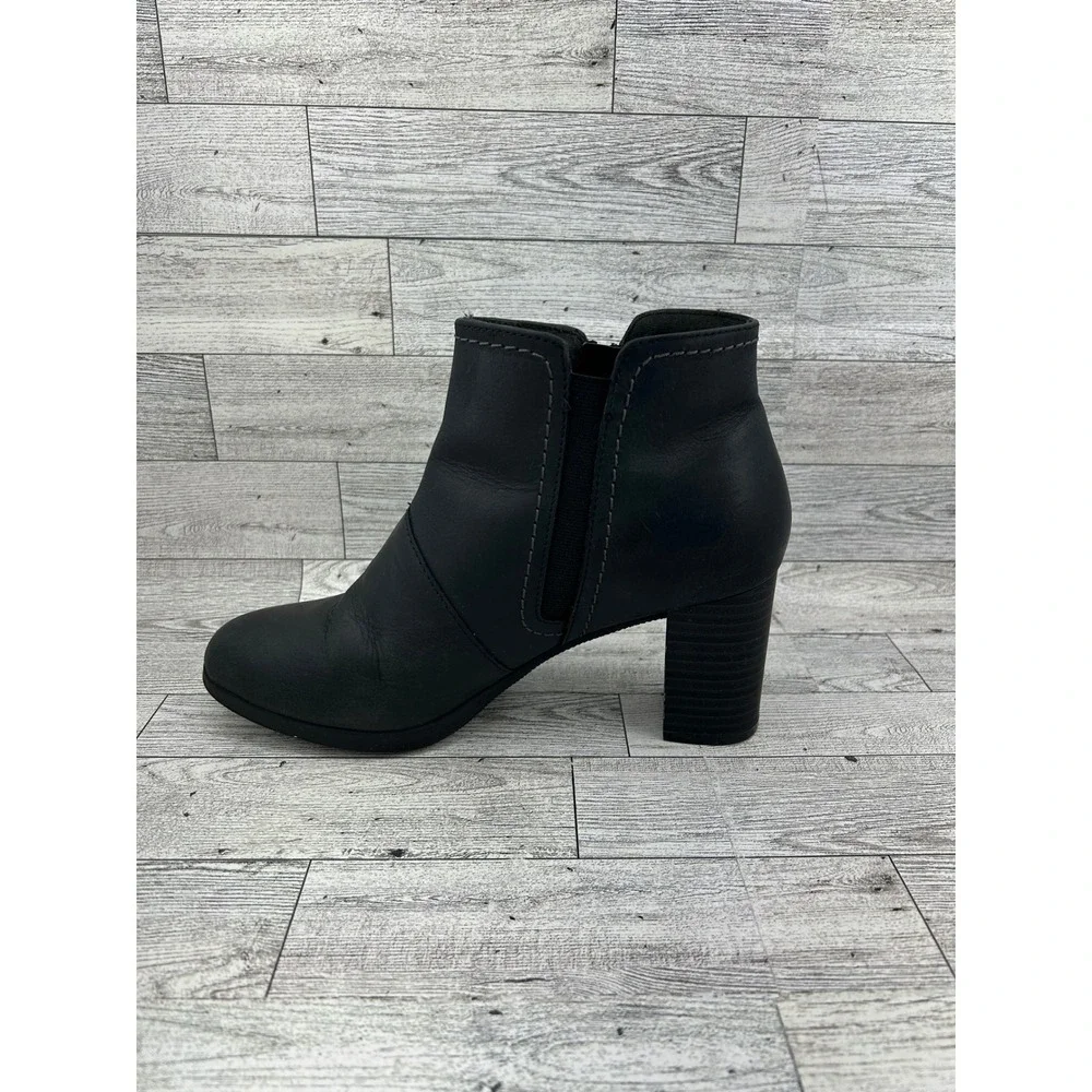 Clarks Womens Ankle Boots Black Leather Side Zip Block‎ Heel Booties Size 7